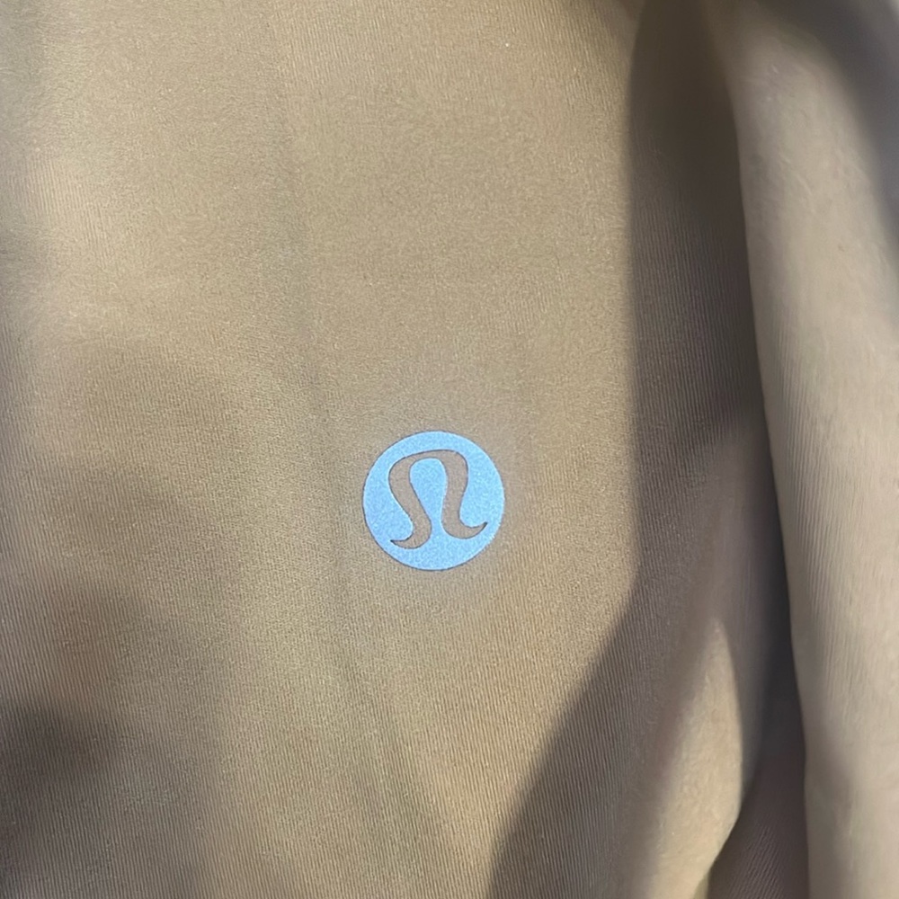 Lululemon  leggings (SIZE 4)